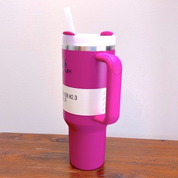 Stanley • 40 oz. Stainless Steel Adventure Pink - Picture 4 of 9